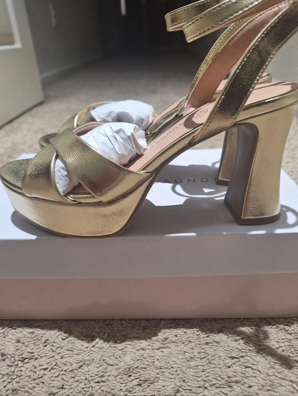 Chinese Laundry Thorie Gold Sandal Heels (6.5)
